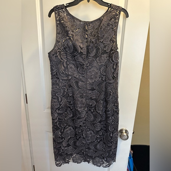 Adrianna Papell Evening Gown Sz 14 - Picture 2 of 3